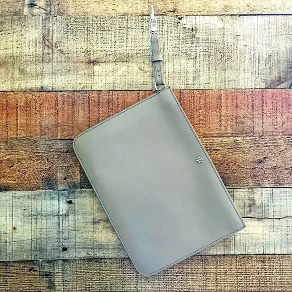 NWOT Tory Burch Leather Detachable Clutch Bag - Picture 1 of 4